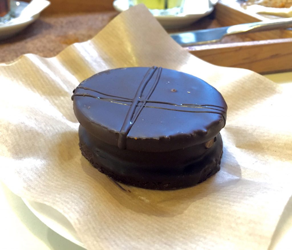 Alfajor de chocolate - Dulce de Leche