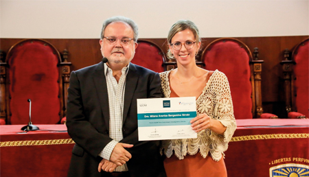 La doctora Milana Arantza Bergamino, del Instituto Catalán de Oncología de Badalona, ganadora del II Premio a la Tesis Doctoral de Medicina Personalizada de Precisión para Investigadores Jóvenes de SEOM 