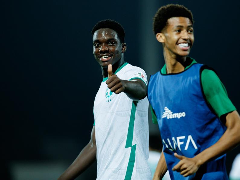 أخضر الناشئين يتأهل لربع نهائي كأس العرب بسداسية في مرمى لبنان