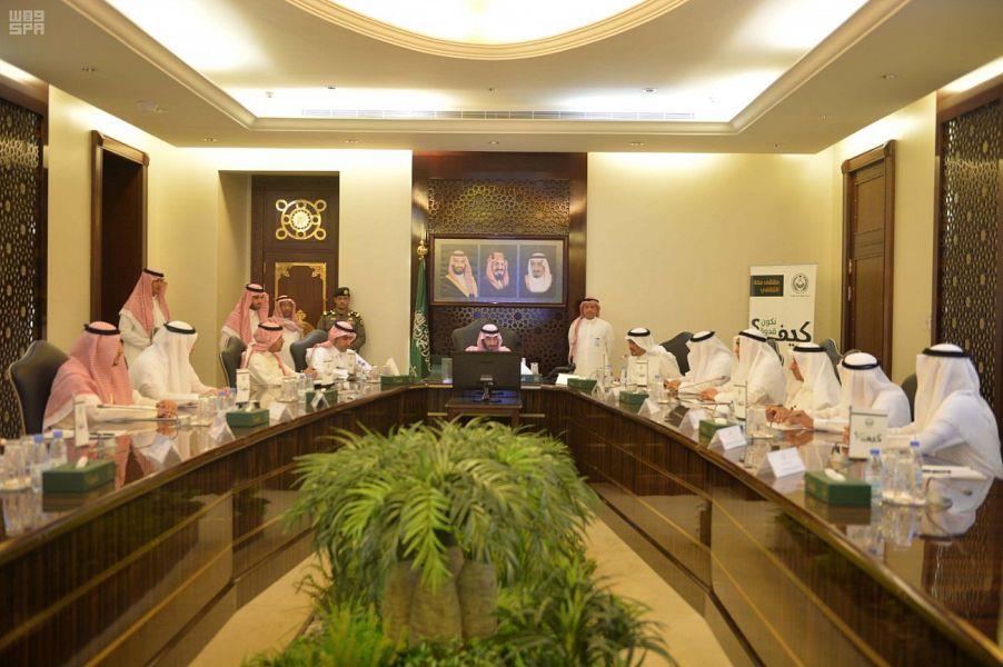 الأمير عبدالله بن بندر يوجه بتشكيل لجنة للتأكد من سلامة المباني المخصصة لتسكين الحجاج قبل وصولهم