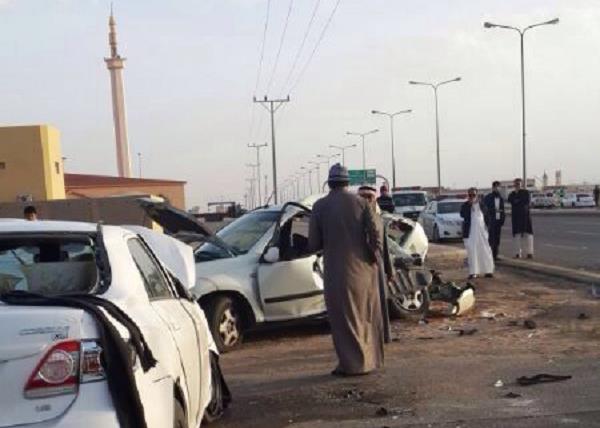 السيارة بعد الحادث