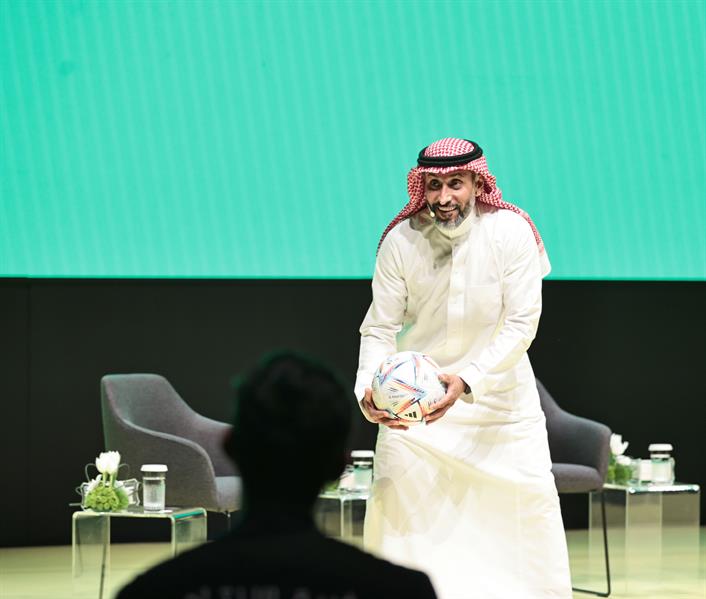 مركز إثراء يحتفي بالنسخة الأصلية من كأس العالم