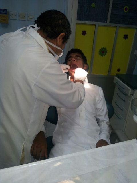 معلم ينقذ طالبا بـ 