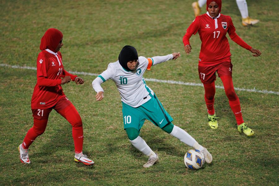 السيدات السيدات