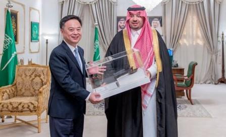 السفير الصيني يزور الحدود الشمالية 