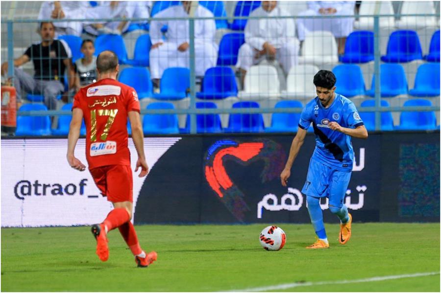 الباطن يبتعد عن ثلاثي الهبوط بثنائية في مرمى ضمك 