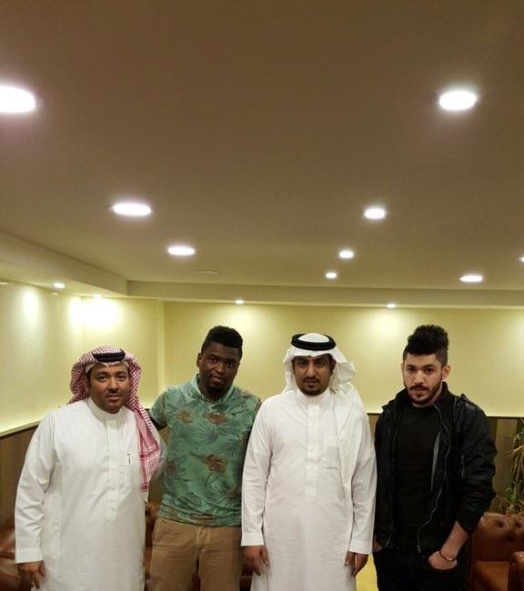 معتز الموسى,محسن العيسى