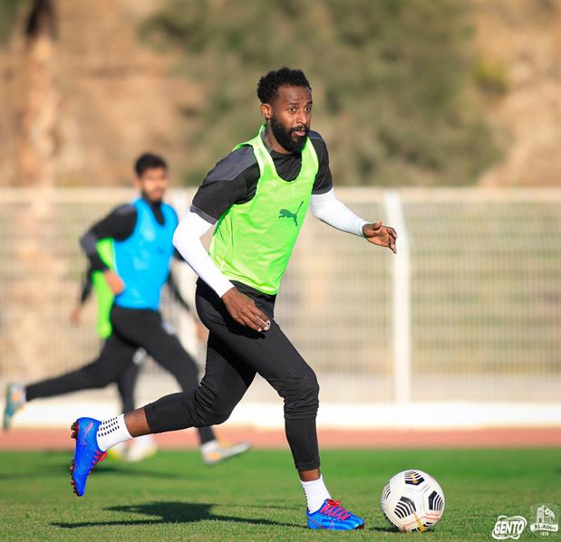 معاذ يشارك لأول مرة في تدريبات العين‏ 