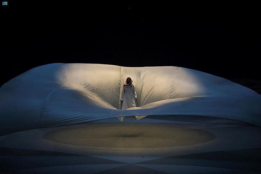 تدشين عروض مسرحية تدشين عروض مسرحية