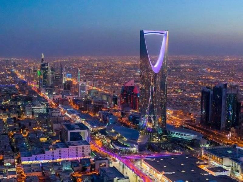الزعاق يكشف حالة الطقس المتوقعة في إجازة نهاية الأسبوع 