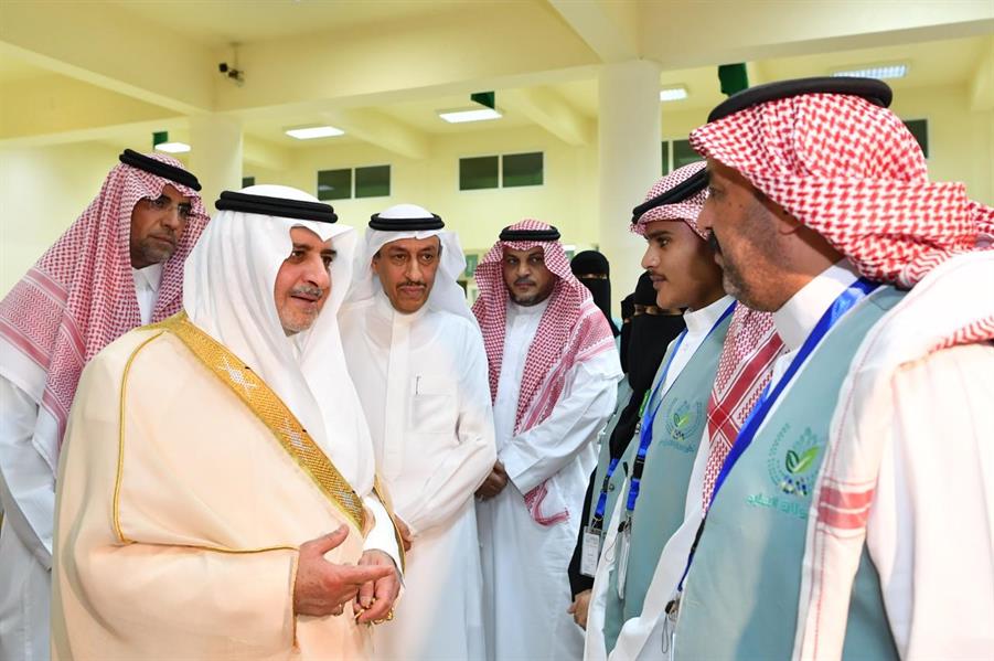 أمير تبوك يزور منفذ حالة عمار أمير تبوك يزور منفذ حالة عمار