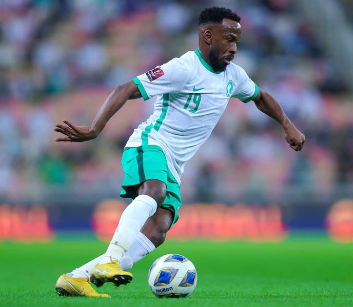 التعادل السلبي يُسيطر على الشوط الأول من مباراة 