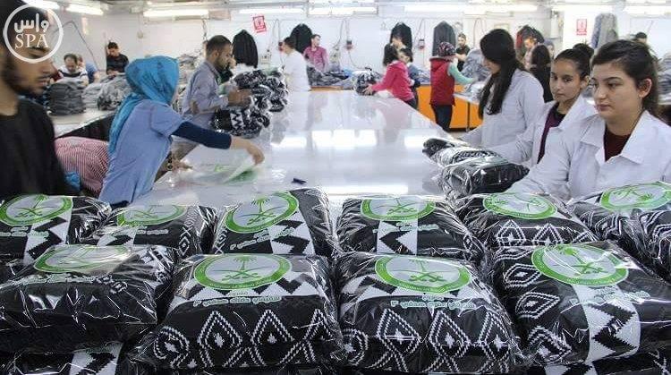 الحملة الوطنية السعودية تستقبل المواد الاغاثيه والكسوة الشتوية المصنعة بتركيا بقيمة (12.112.500) ريال