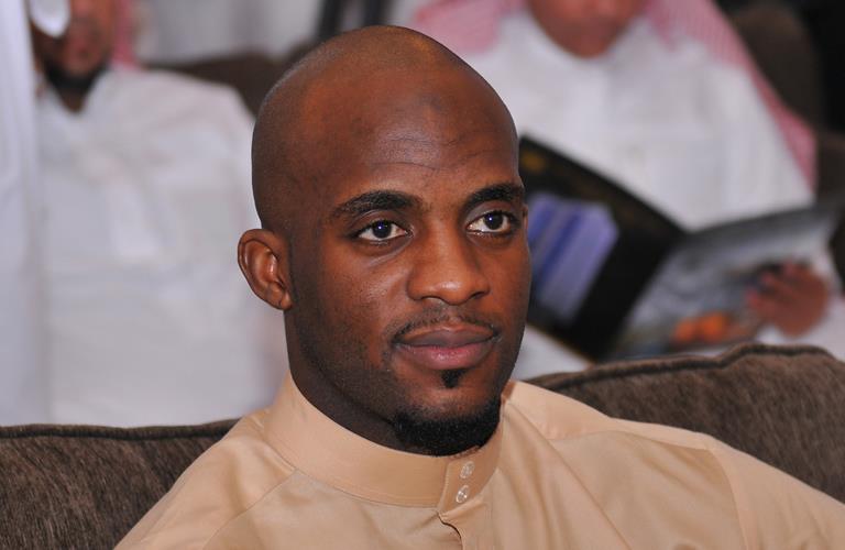 القرشي يكرم نجوم العالم المسلمين في مكة