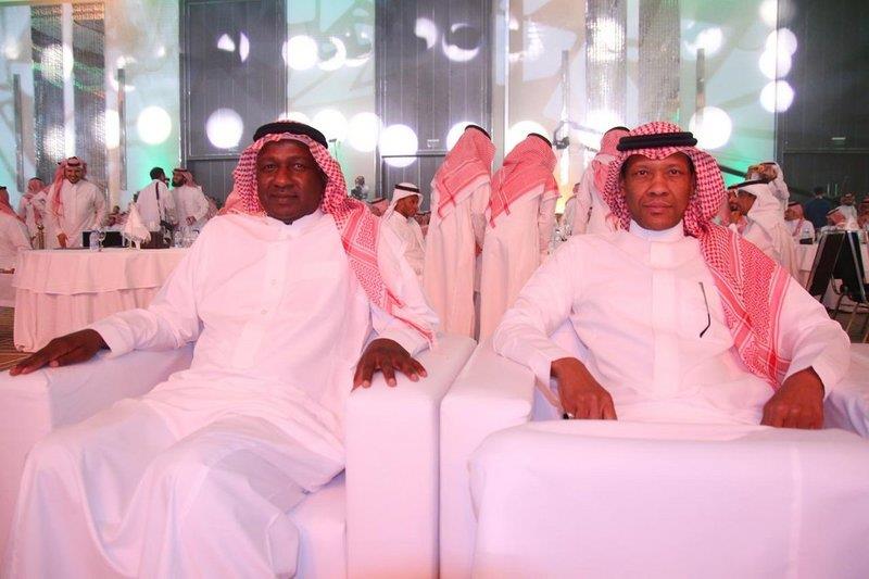 عبدالرزاق حمدالله يتوَّج بجائزة أفضل لاعب في الموسم.. وابن مصطفى يحقق القفاز الذهبي