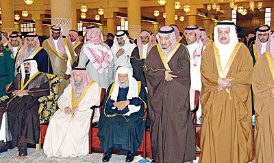 في ذكرى رحيله.. تعرف على الابن الـ 30 للملك عبدالعزيز.. ووصيته وما فعله قبل يومين من وفاته 