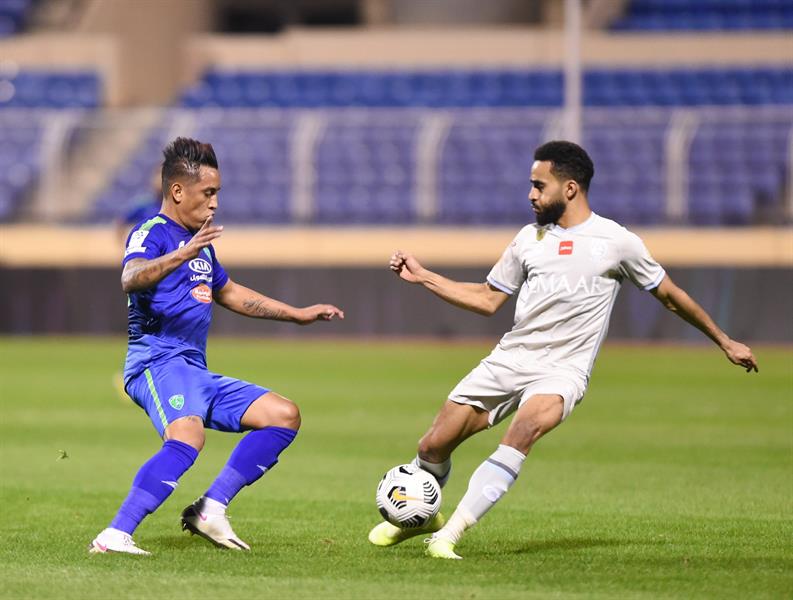 مباراة الهلال والفتح