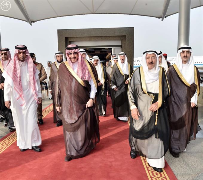 أمير الكويت يصل إلى جدة