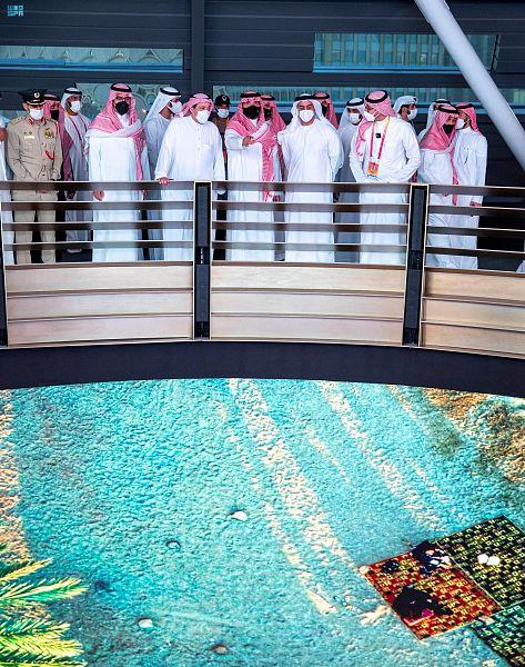 الأمير عبدالعزيز بن سعود يزور معرض الأمير عبدالعزيز بن سعود يزور معرض