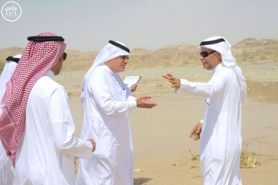 وزير النقل يتفقد مشروعات الطرق في منطقة جازان وزير النقل يتفقد مشروعات الطرق في منطقة جازان