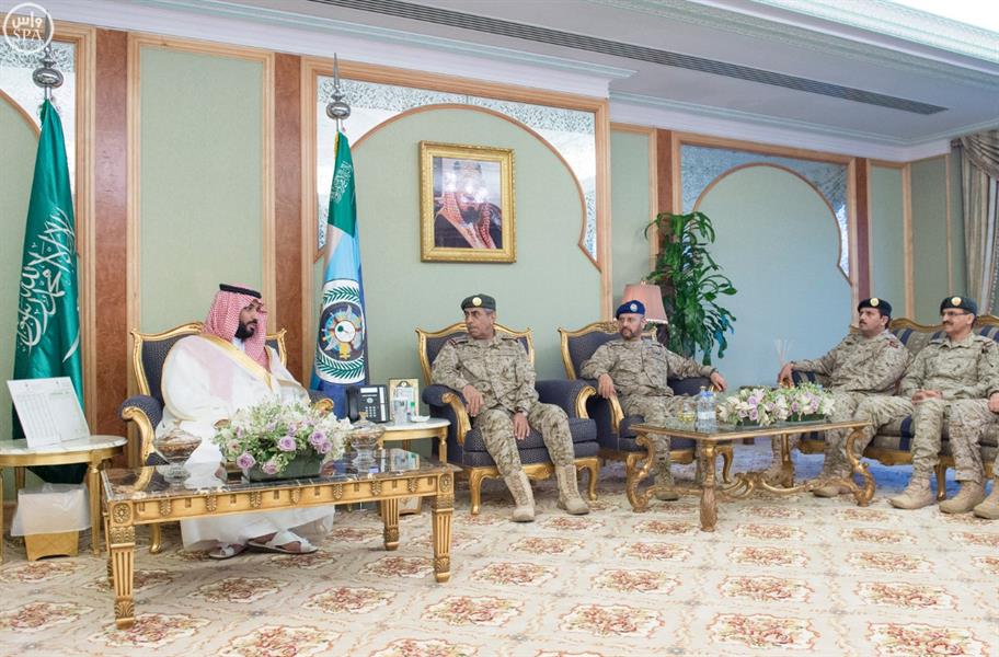 محمد بن سلمان يستقبل كبار قادة ومسؤولي وزارة الدفاع بمناسبة عيد الفطر