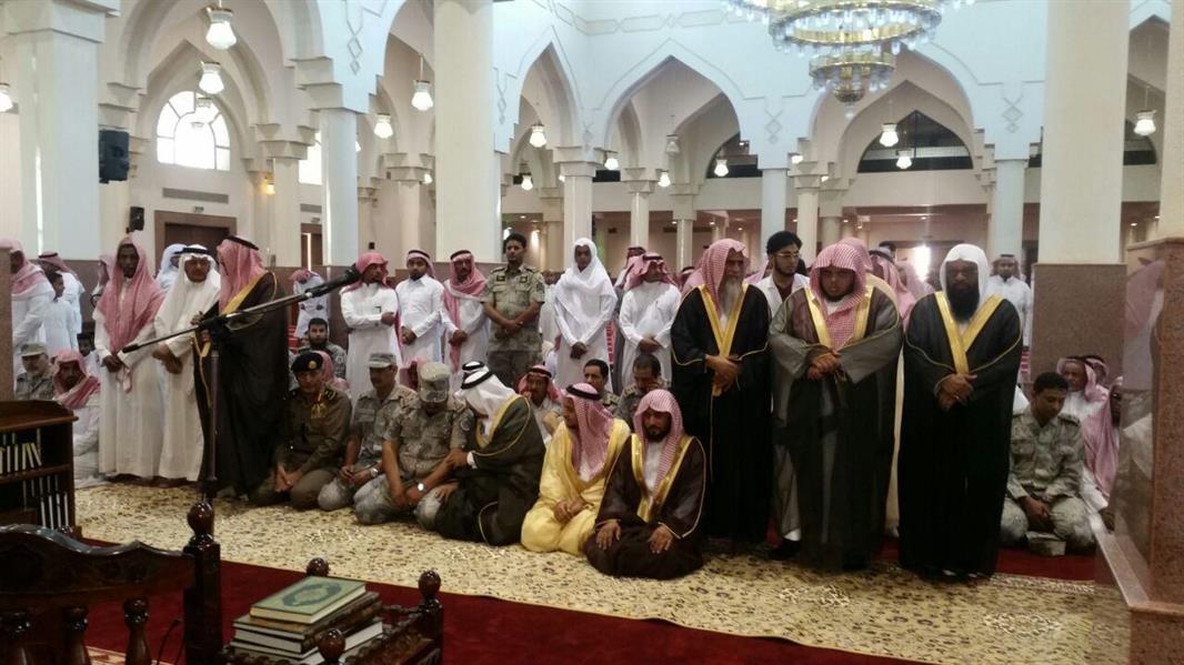 صلاة الجنازة على شهيدي حرس الحدود 