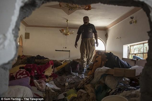 صور تكشف الأنفاق التي يختبىء بها مقاتلو داعش في العراق 