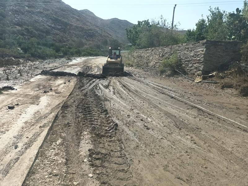 تسببت في انهيار صخور وقطع طرق.. هذا ما خلفته أمطار الباحة تسببت في انهيار صخور وقطع طرق.. هذا ما خلفته أمطار الباحة