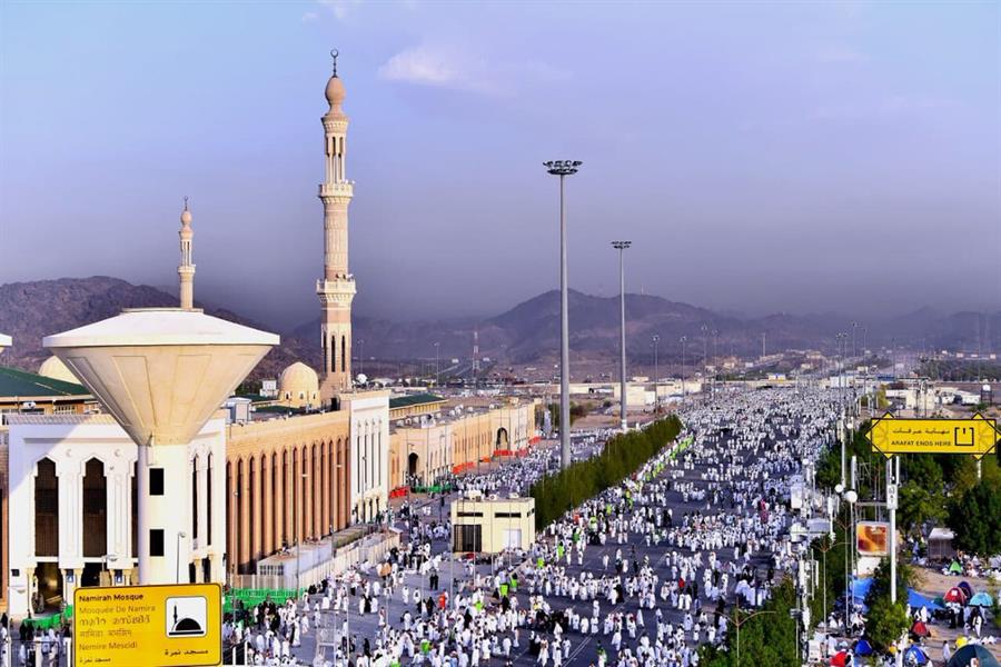 ضيوف الرحمن في مشعر عرفة