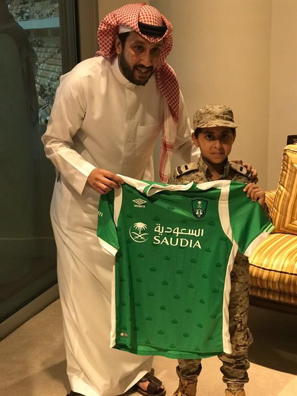 بالفيديو والصور.. 