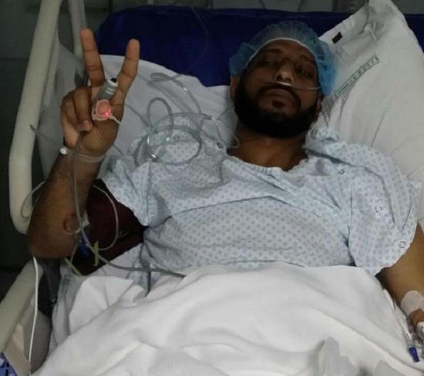 الحكم البيشي يقطع إجازته ليقدم جزءاً من كبده لابنة شقيقه ذات العام الواحد (صور)