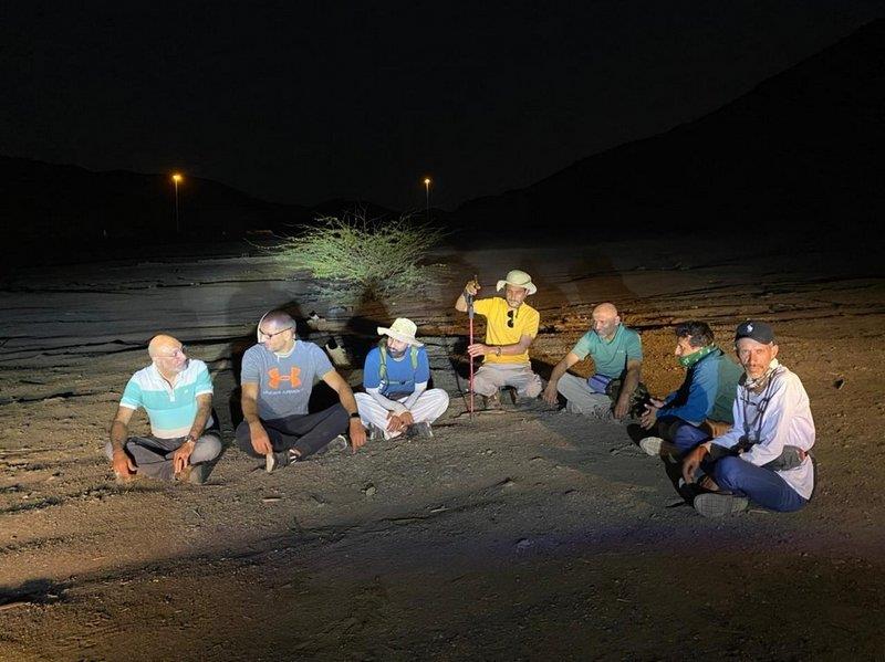 رحلته بدأت من مكة وتنتهي بقباء.. فريق يُحاكي طريق الهجرة النبوية (صور) 