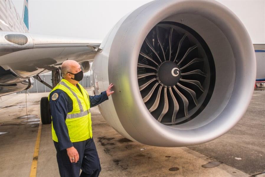 بعد حادثتي التحطم في إثيوبيا وإندونيسيا.. رحلة ناجحة لـ