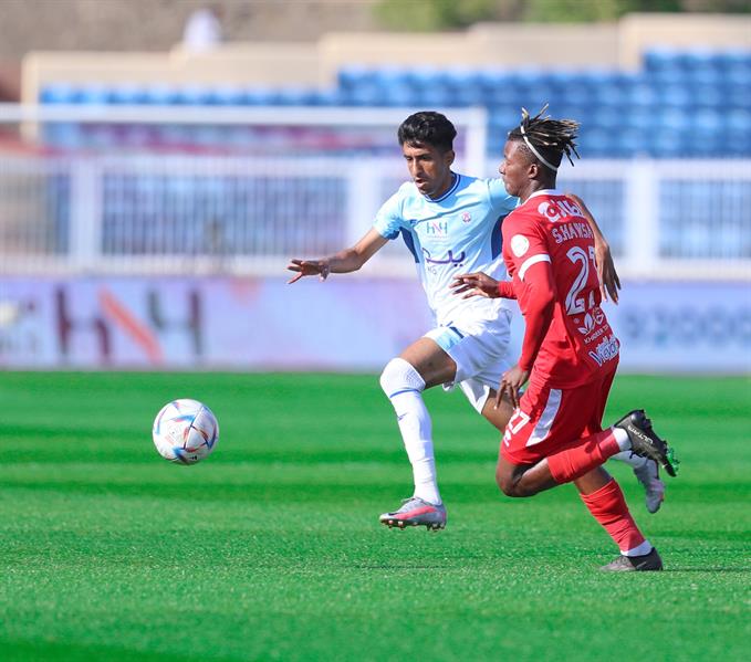 الوحدة يتخطى أبها بثنائية في جولة يوم التأسيس 