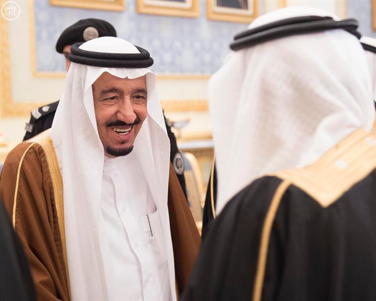 خادم الحرمين الشريفين يصل إلى الرياض