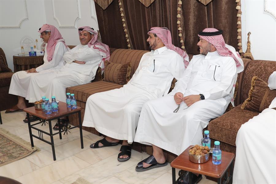 مأدبة عشاء لمجلس 