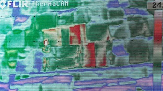 الكاميرات رصدت درجات حرارة عالية في ثلاثة أحجار في قاع الهرم الأكبر