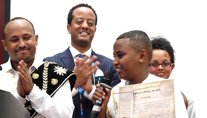 حصل على عدة جوائز.. طفل إثيوبي يظهر نبوغاً في مجال الفيزياء