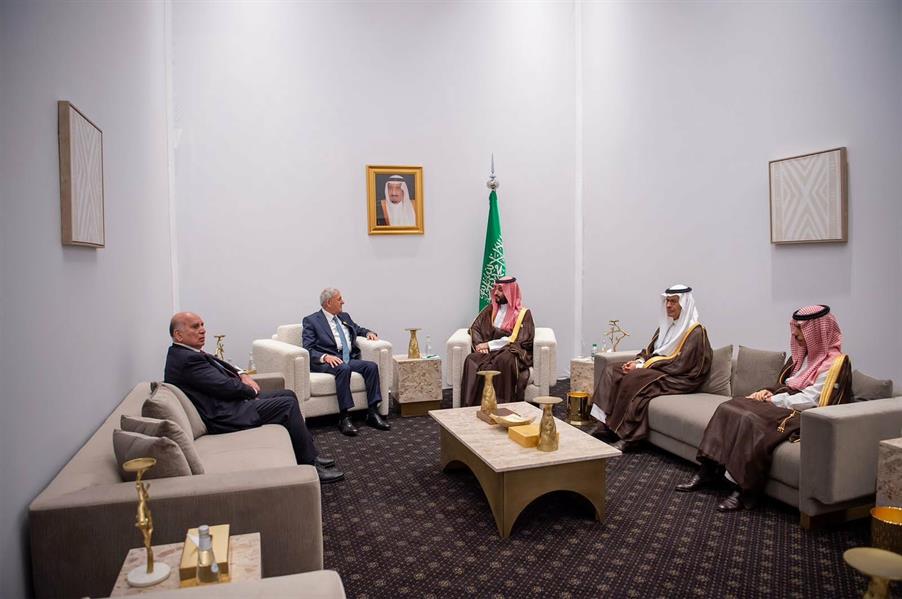 ولي العهد يلتقي رئيس جمهورية العراق