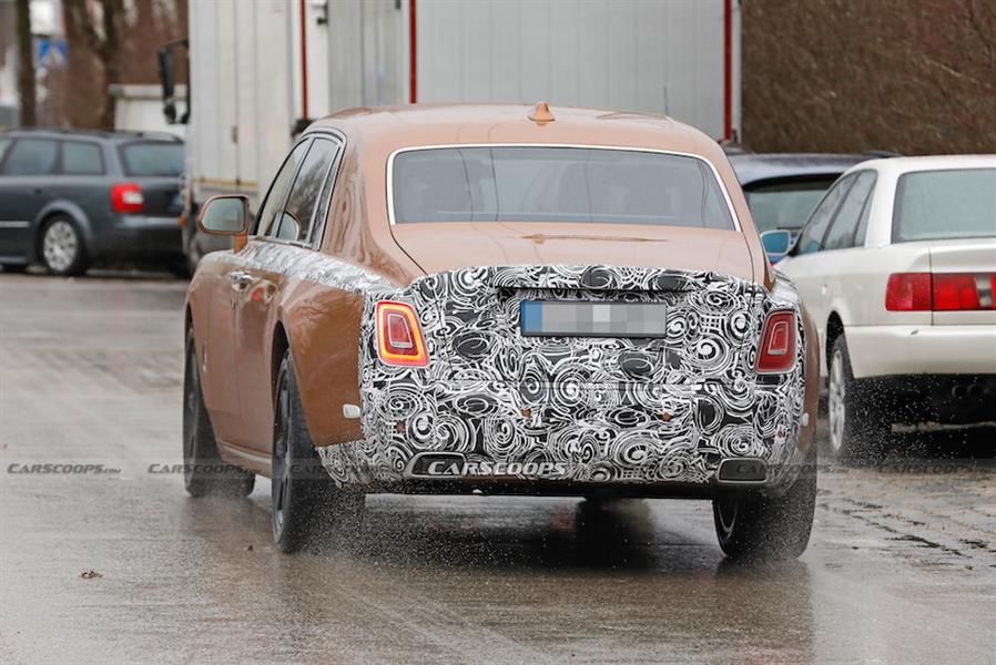 صور تجسسية تكشف ملامح ومواصفات رولز رويس نسخة فانتوم 2023  