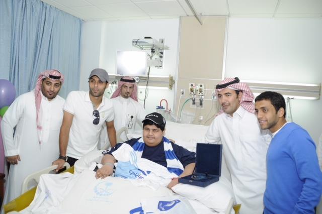القحطاني والشلهوب يحققان أمنية مريض السمنة