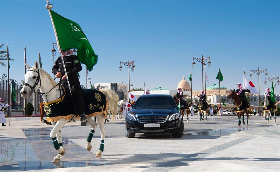 من الاستقبال