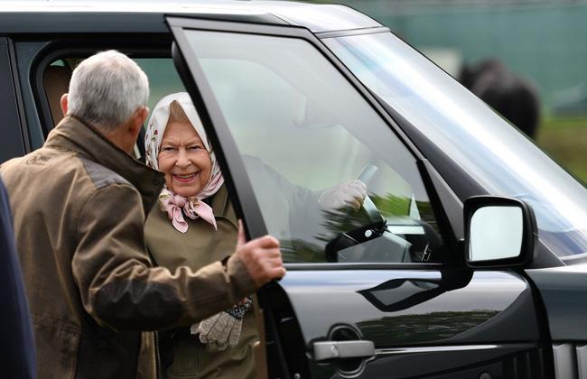 إليزابيث الثانية