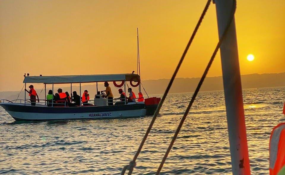 لتميز موقعه ومناخه.. شاطئ حقل جاذب للسياح طيلة العام (صور)  