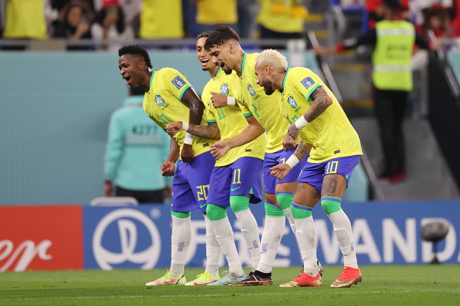 الاخصر الاخصر