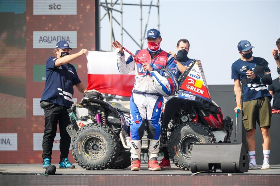 تعرف على الفائزين في ختام رالي دكار السعودية 2021 (صور وفيديو)