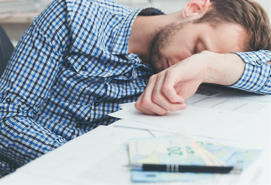 فترات الراحة القصيرة في العمل تخفف التعب وتحسّن الأداء