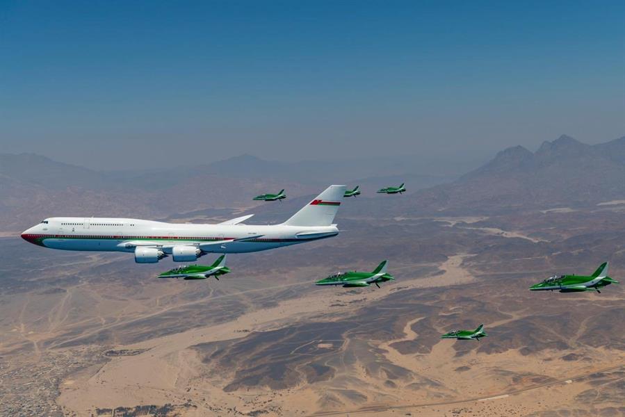 صور.. طائرات القوات الجوية الملكية التي شاركت في استقبال طائرة السلطان هيثم بن طارق صور.. طائرات القوات الجوية الملكية التي شاركت في استقبال طائرة السلطان هيثم بن طارق