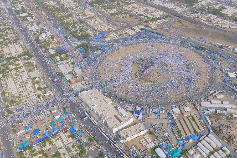 كم عدد الحجاج الذين خدمتهم السعودية خلال 10 سنوات ماضية؟