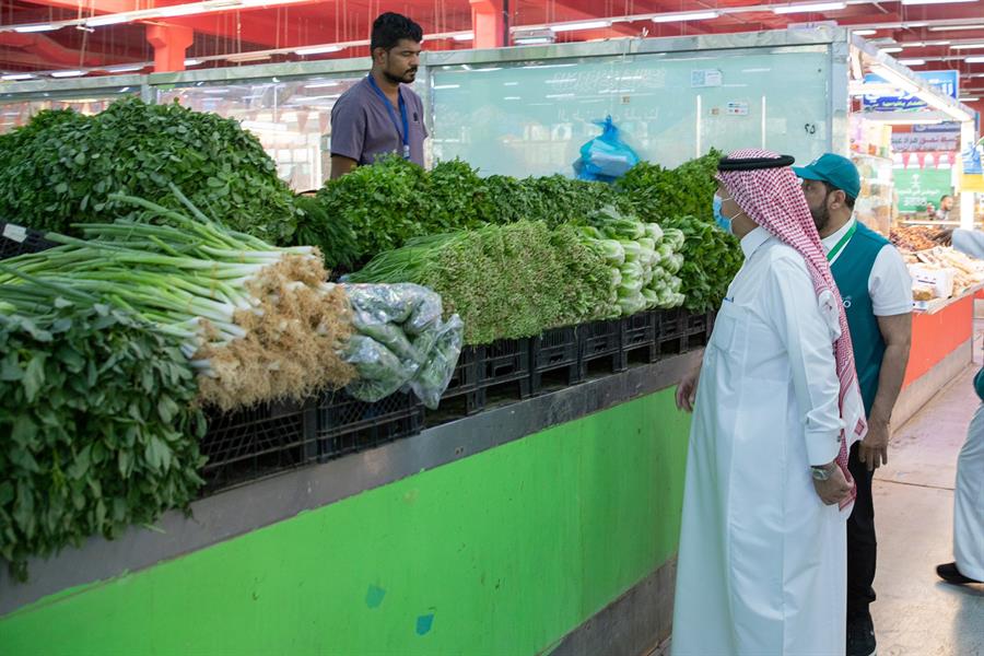 وزير التجارة الدكتور ماجد بن عبدالله القصبي